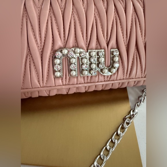 MIU MIU Mattalasse quilted leather rhinestone wallet - Picture 3 of 15